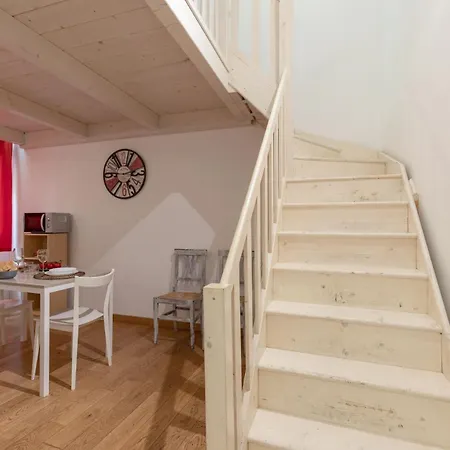 Monalda 1 Lovely Loft In Firenze